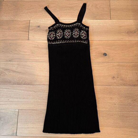GRACE Knit dressing Beaded Dress - Picture 1 of 8